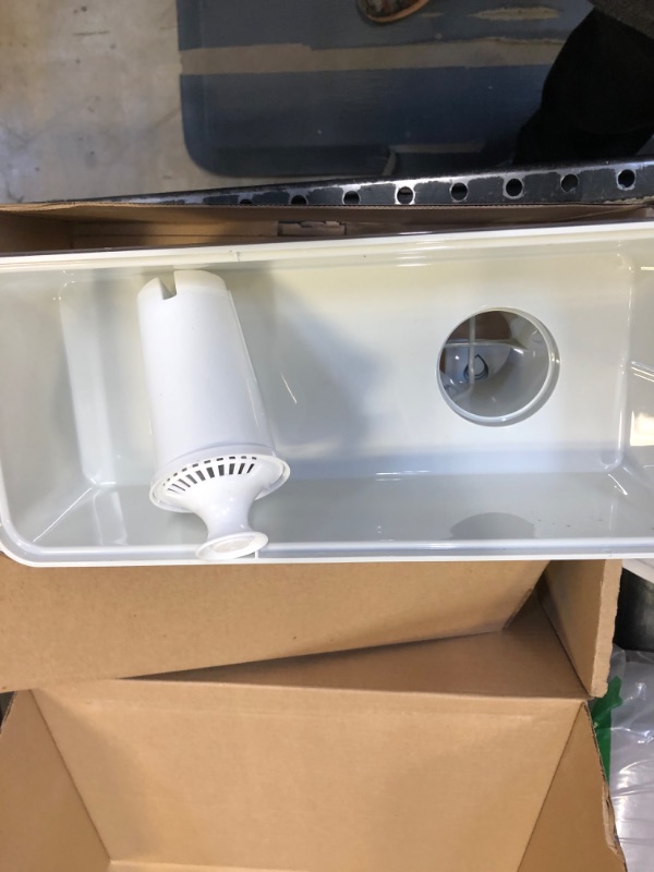 Photo 1 of Brita XL Water Filter Dispenser for Tap and Drinking Water with 1 Standard Filter, Lasts 2 Months, 27-Cup Capacity, BPA Free, Grey **DIRTY** 
