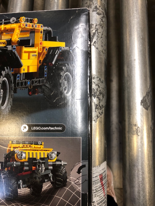 Photo 3 of LEGO Technic Jeep Wrangler 42122 Building Toy Set for Kids, Boys, and Girls Ages 9+ (665 Pieces)
++++++FACTORY SEALED, DAMAGED BOX+++++++++