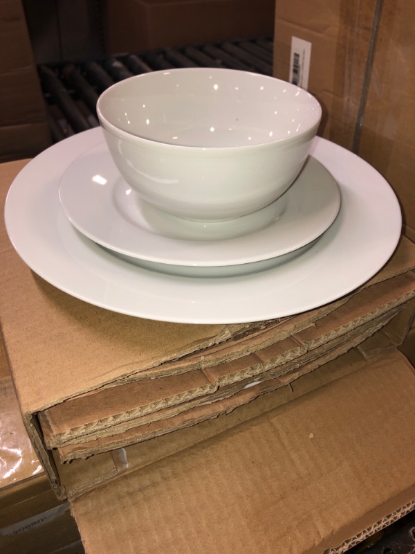 Photo 2 of 18-Piece Dinnerware Set, Service for 6