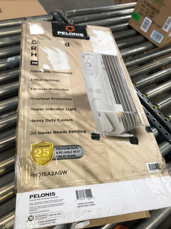 Photo 4 of PELONIS PHO15A2AGW, Basic Electric Oil Filled Radiator, 1500W Portable Full Room Radiant Space Heater with Adjustable Thermostat, White, 26.10 x 14.20 x 11.00 in
