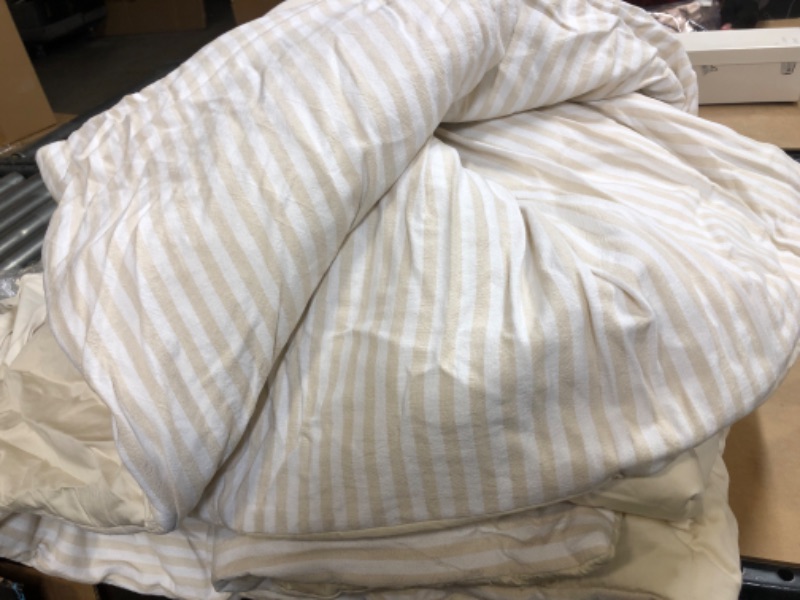 Photo 3 of 1pc-----King Heavyweight Linen Blend Stripe Comforter  