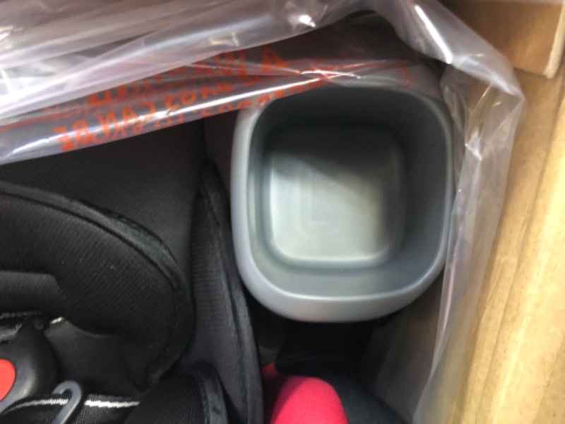 Photo 1 of Baby Trend Cover Me 4 in 1 Convertible Car Seat, Scooter