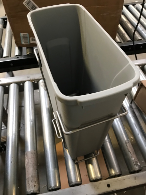 Photo 5 of 8.375 in. x 20.125 in. x 17.313 in. 20 Qt. In-Cabinet Single Soft-Close Bottom-Mount Pull-Out Trash Can - Platinum--MINOR USED 
