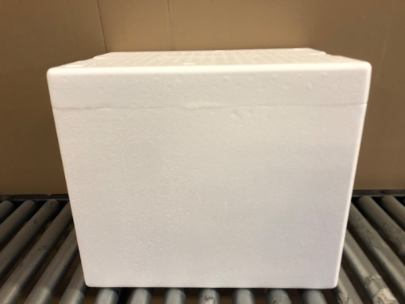 Photo 2 of  Premium Quality Thermal Shippers Styrofoam Boxes with Lids 11.25" x 9.25"