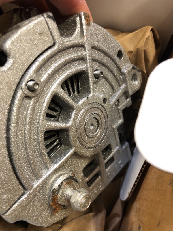 Photo 5 of ACDelco Gold 335-1011 Alternator