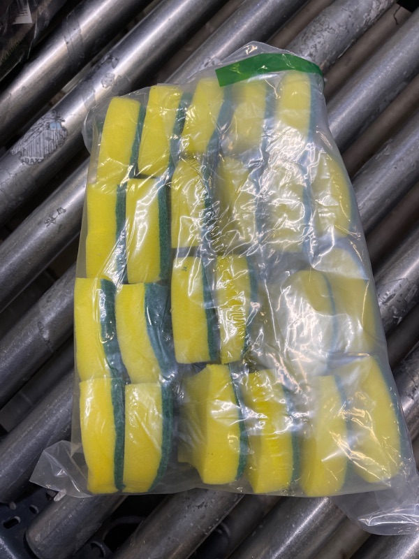 Photo 1 of 24 PIECE GREEN/YELLOW ALL PURPOSE SPONGES