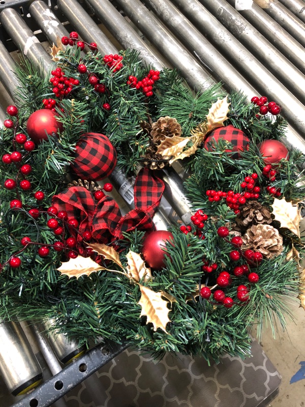 Photo 1 of 18" Christmas garland wreath