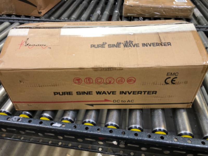 Photo 2 of WZRELB Pure Sine Wave 5000W 24V Power Inverter DC to AC Power - Solar, RV