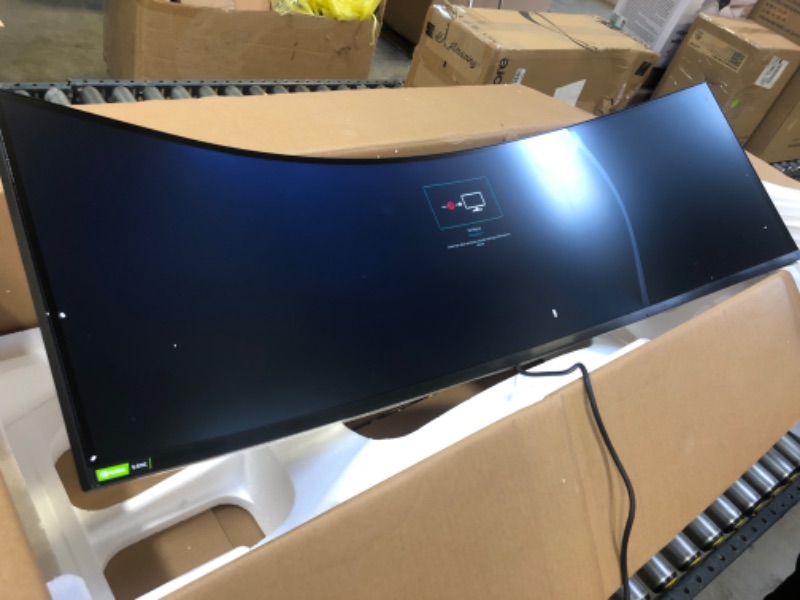 Photo 3 of SAMSUNG 49-inch Odyssey G9 Gaming Monitor | QHD, 240hz, 1000R Curved, QLED, NVIDIA G-SYNC & FreeSync | LC49G95TSSNXZA Model USED POSSIBLE MISSING  PARTS AND THE SCREEN IS CRACKED BUT STILL TURNS ON 