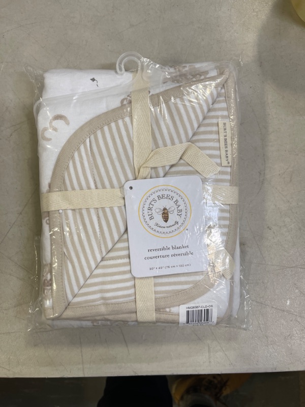 Photo 2 of Burt's Bees Baby - Reversible Blanket, Nursery, Stroller & Tummy-Time Organic Jersey Cotton Quilted Infant & Toddler Bedding