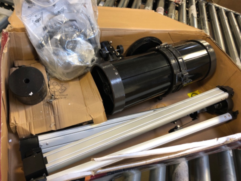 Photo 3 of Celestron - PowerSeeker 127EQ Telescope - Manual German Equatorial Telescope for Beginners 127mm Aperture 127EQ Newtonian