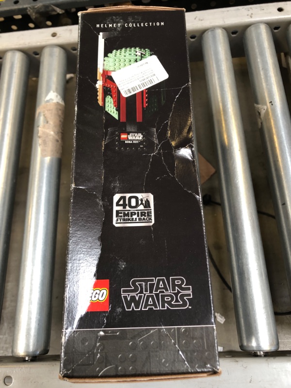 Photo 3 of LEGO Star Wars Boba Fett Helmet 75277 Building Kit, Cool, Collectible Star Wars Character Building Set (625 Pieces), Multicolor
++SLIGHTLY DAMAGED BOX, FACTORY SEALED++