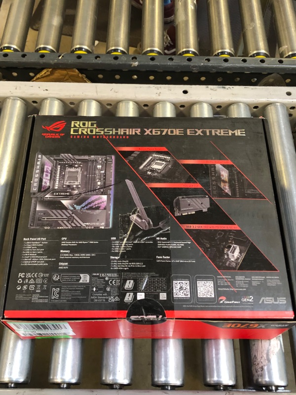 Photo 3 of ASUS ROG Crosshair X670E Extreme(WiFi 6E) Socket AM5(LGA 1718) Ryzen 7000 EATX Gaming Motherboard(20+2 Power Stages, PCIe® 5.0, DDR5, 5xM.2 Slots,USB 3.2 Gen 2x2 Front-Panel,USB4™ Ports,Anime Matrix)