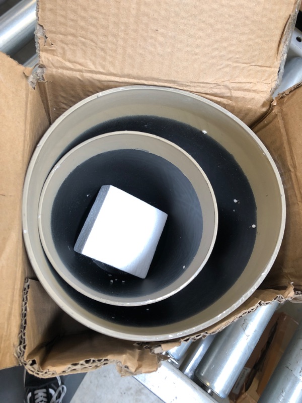 Photo 2 of 2 piece plastic pots 