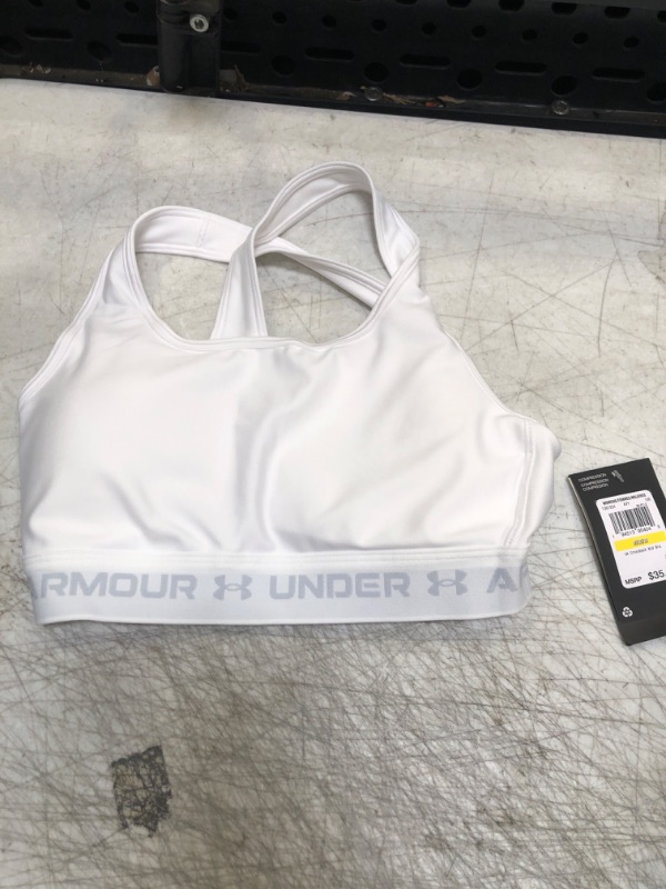 Photo 2 of Under Armour Women’s Crossback Mid Impact Sports Bra SIZE M 
