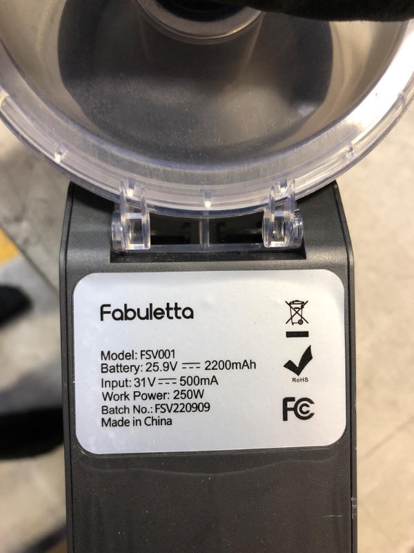 Photo 2 of Fabuletta cordless vacuum 