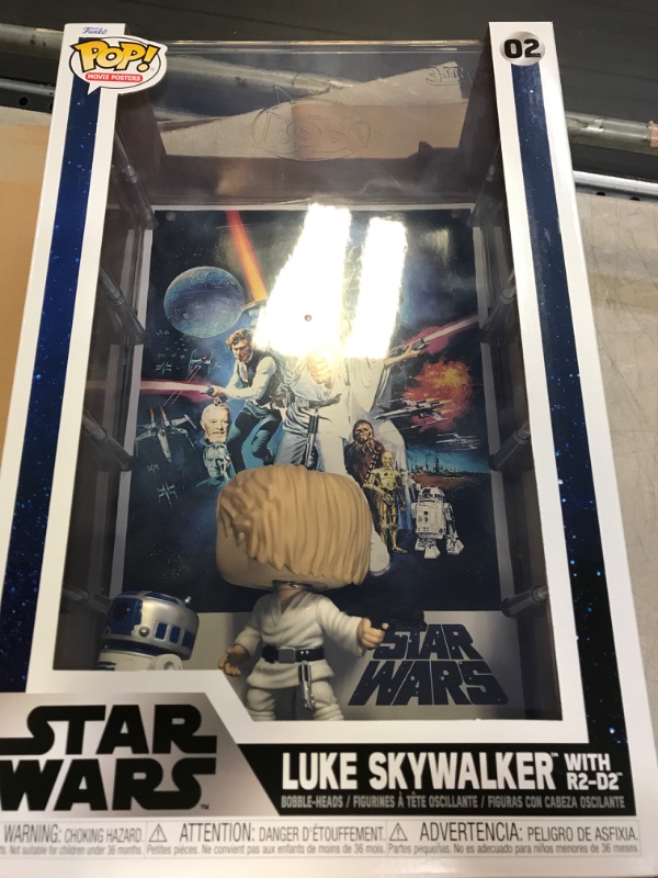 Photo 2 of Funko Pop! Movie Poster: Star Wars: A New Hope - Luke Skywalker with R2-D2