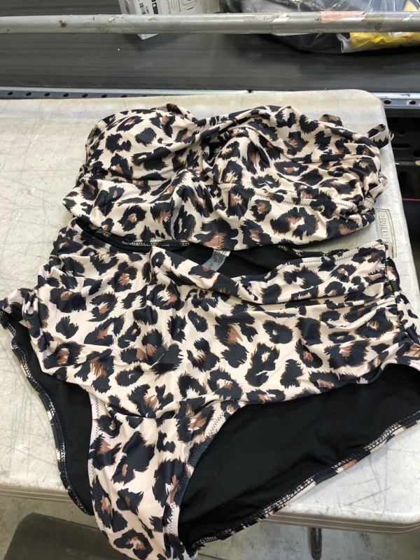 Photo 1 of 20W WOMEN  LEOPARD SWIMSUIT 