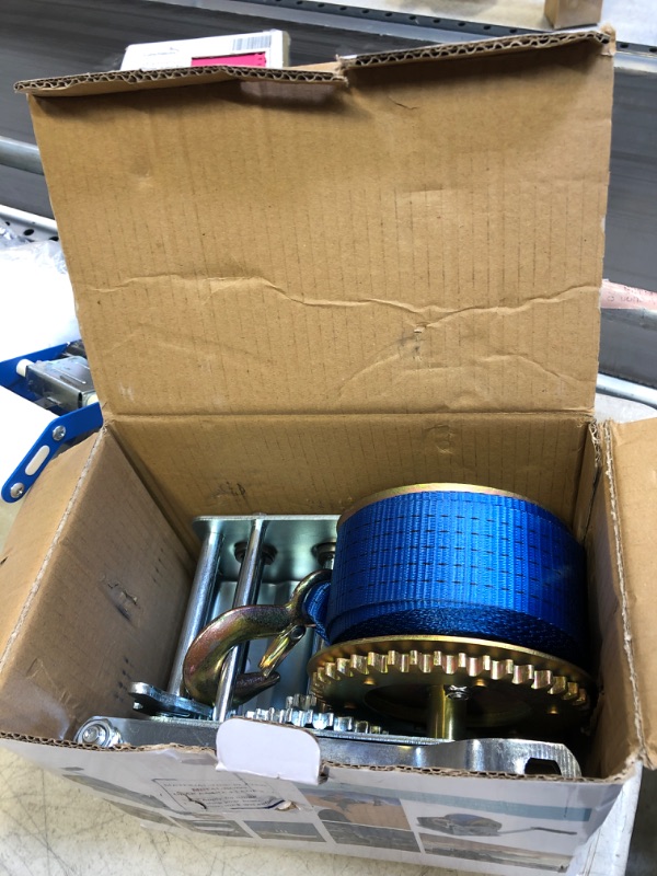 Photo 1 of 3200 DUAL GEAR HAND WINCH 
