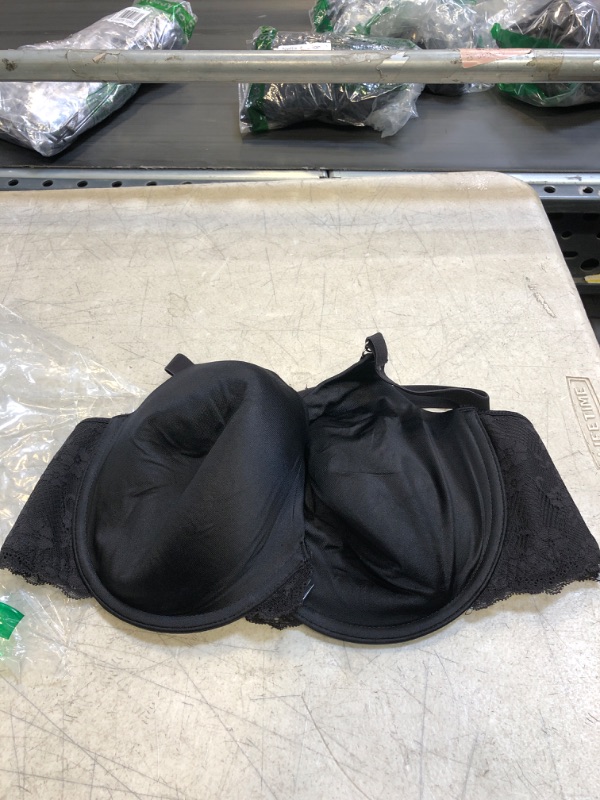 Photo 1 of 38D FRONT CLIP LACE BLACK BRA 