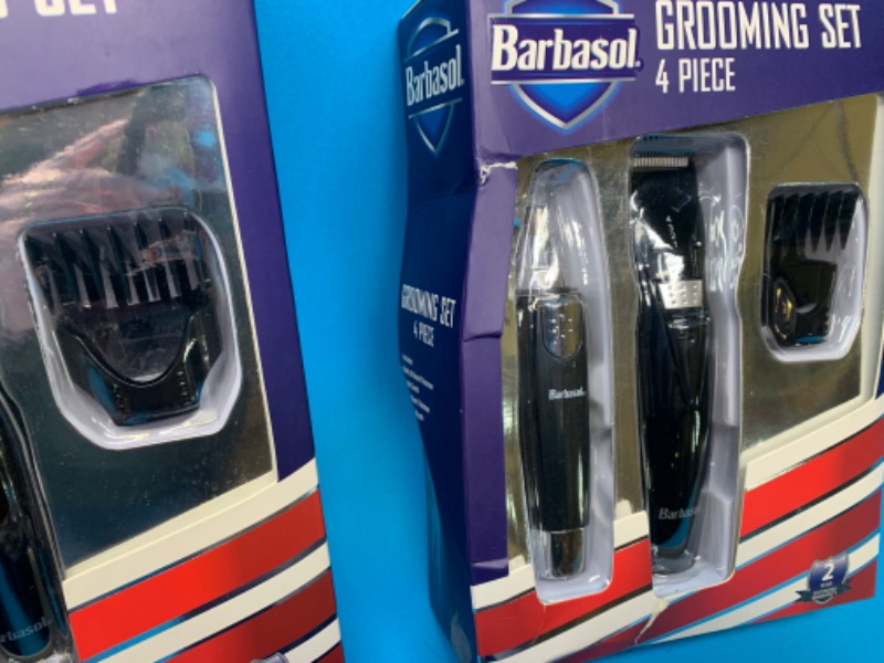 Photo 3 of 892534…5 Barbasol grooming sets-damage to boxes but item is new