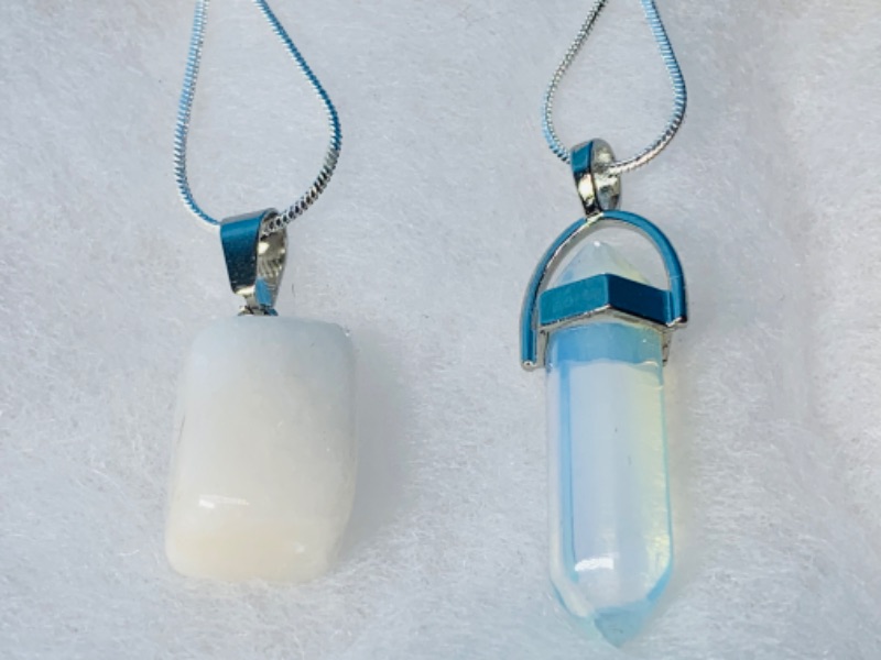 Photo 1 of 892575…2 polished rock/crystal pendant necklaces on 22” chains in gift box 