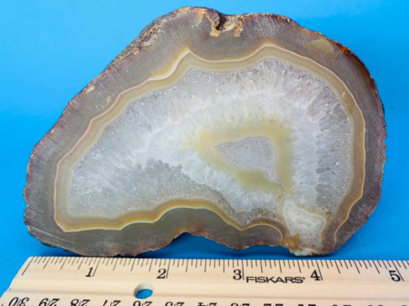 Photo 1 of 892605…5” agate base rock 