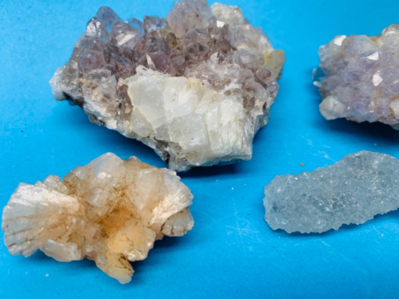Photo 1 of 892823…4 amethyst and apophyllite rocks