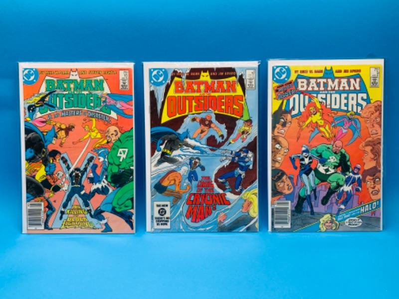 Photo 1 of 893031… 3 vintage $.75 Batman and the outsiders comics in plastic sleeves