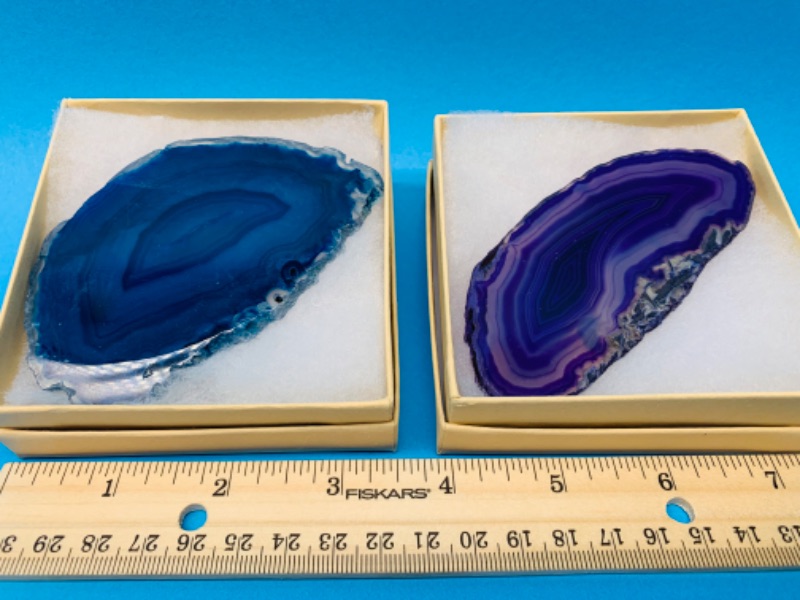 Photo 1 of 893121…2 agate slices in gift boxes