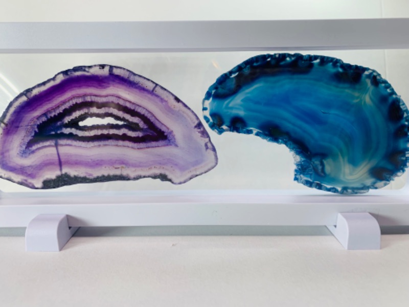 Photo 1 of 893182… 2 agate slices in 9 x 4” display 