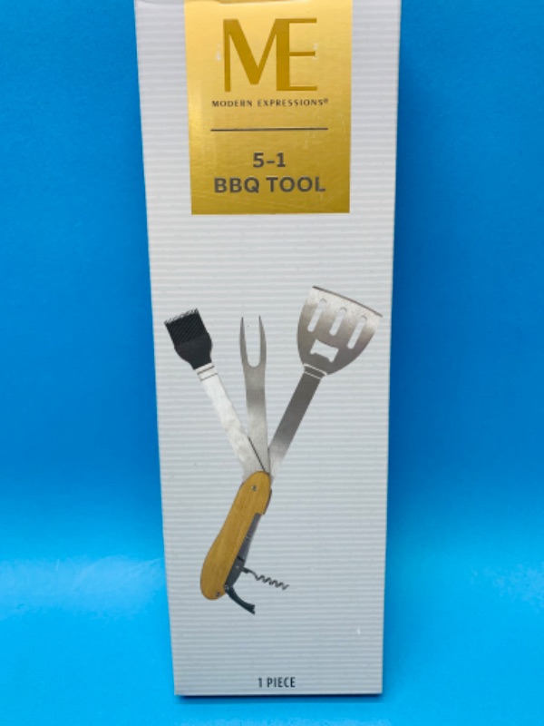 Photo 1 of 893410…5 in 1 BBQ tool