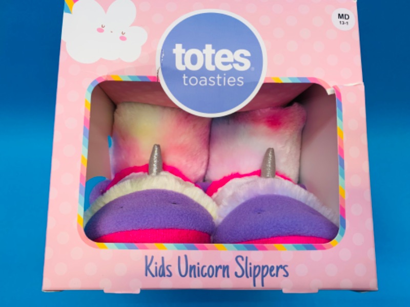 Photo 1 of 893446…totes kids size med 13-1 unicorn slippers 