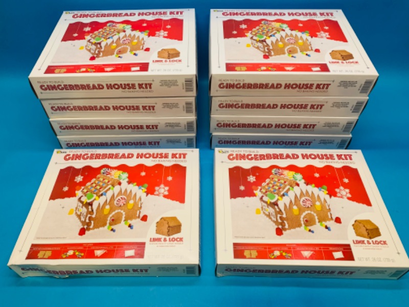 Photo 1 of 893861…10 link and lock gingerbread house kits