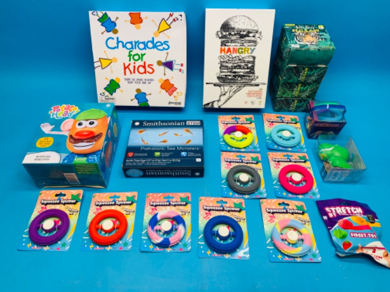 Photo 1 of 894032…kids fidgets and games 