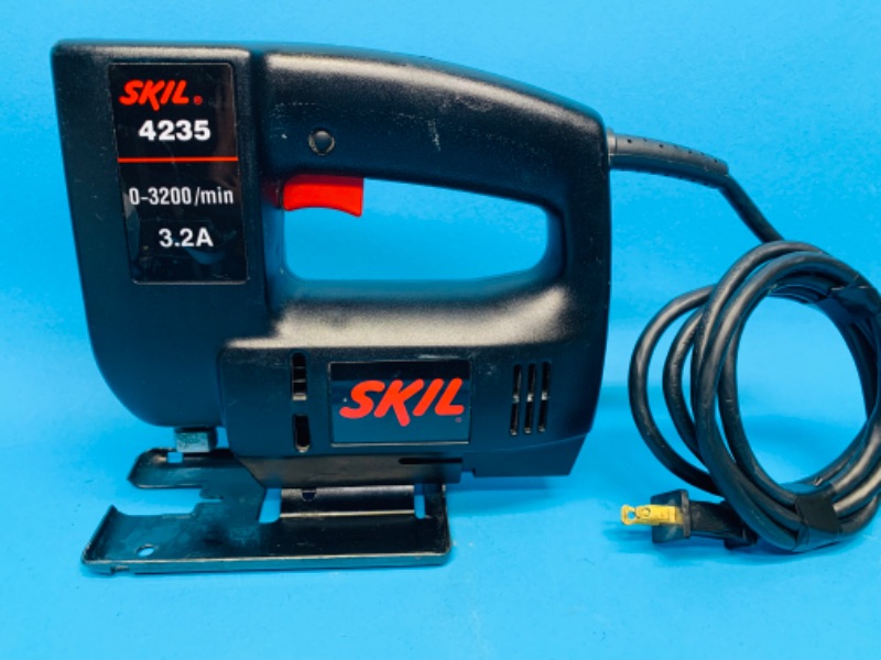 Photo 1 of 894150…used Skil jig saw 