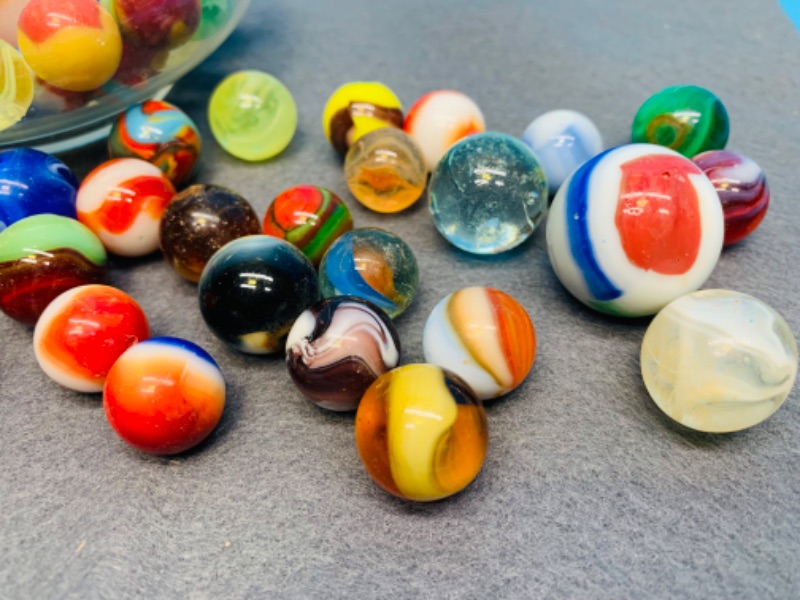 Photo 5 of 894157…over 60 vintage marbles 