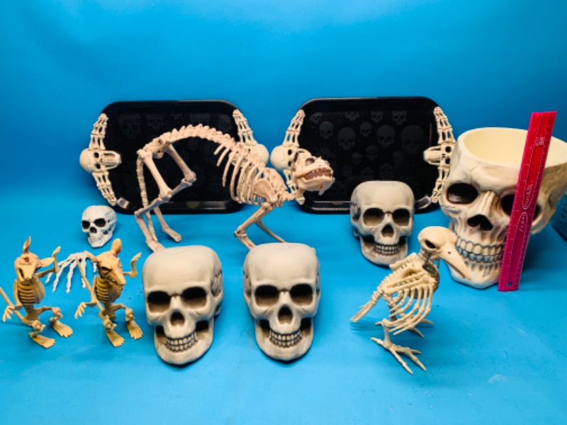 Photo 1 of 894187…used Halloween plastic skull and skeleton decorations 