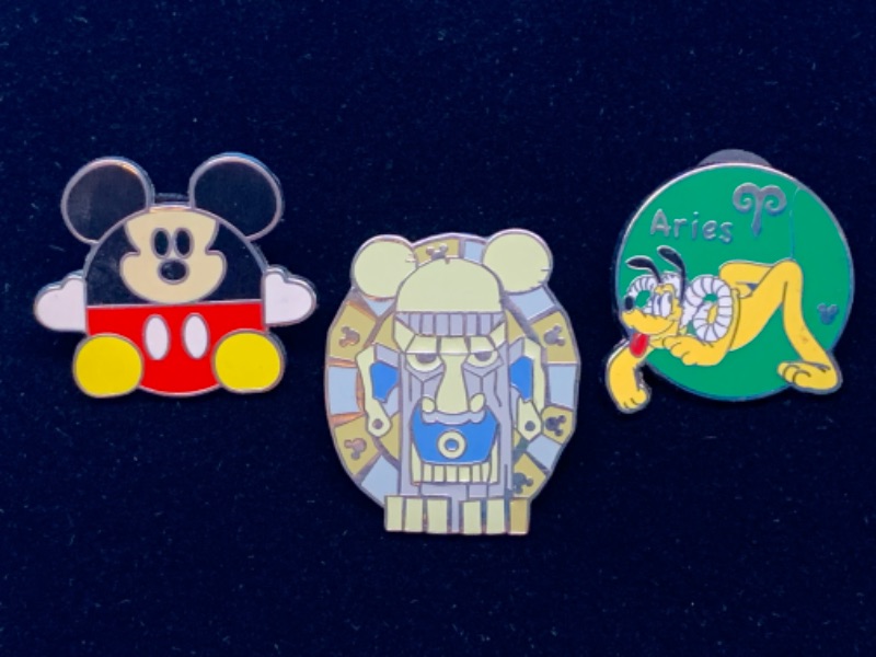 Photo 1 of 894405…3 Disney pins 