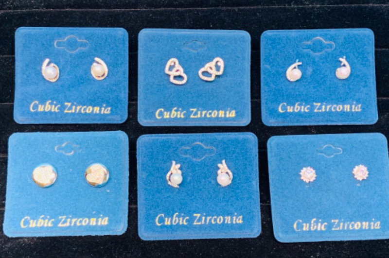 Photo 1 of 894465…6 pairs of pierced cubic zirconia earrings 