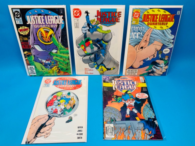 Photo 1 of 894538…5 older Justice League  comics in plastic sleeves 