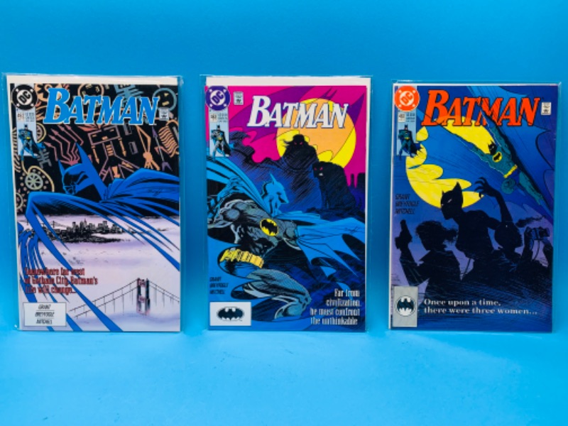 Photo 1 of 894573…3 Batman  comics in plastic sleeves 