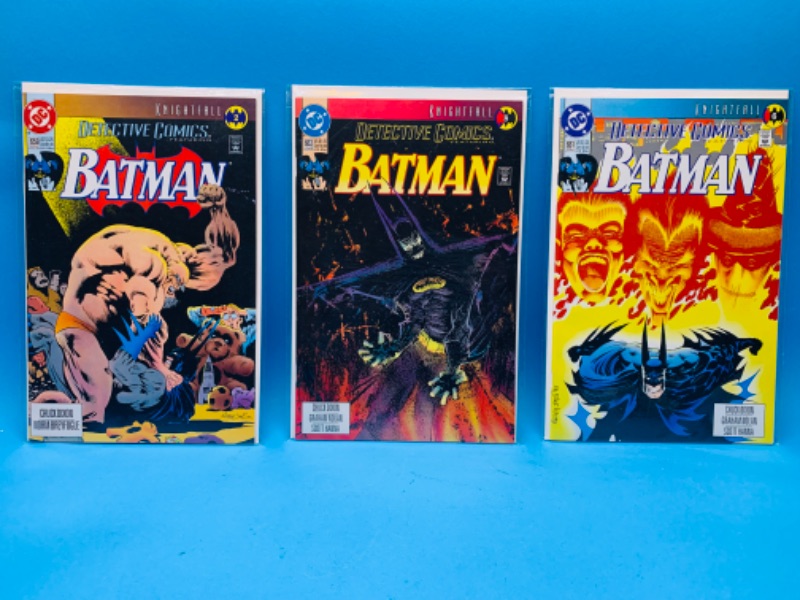 Photo 1 of 894576…3 Batman  comics in plastic sleeves 