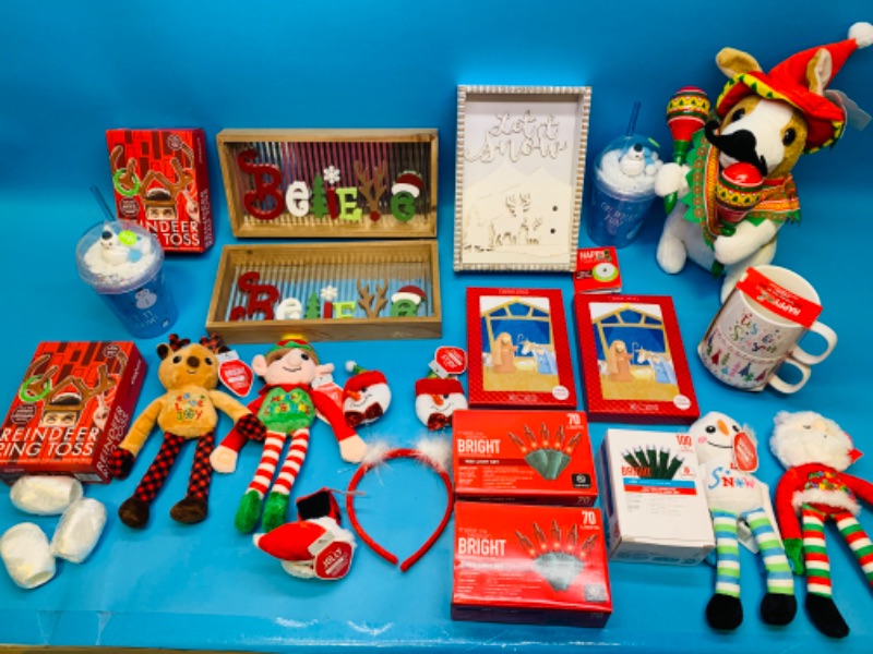 Photo 1 of 894618…Christmas and holiday items 