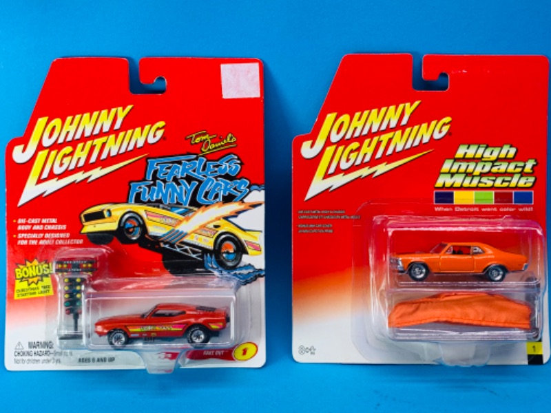 Photo 1 of 894683…2 Johnny Lightning die cast race cars 