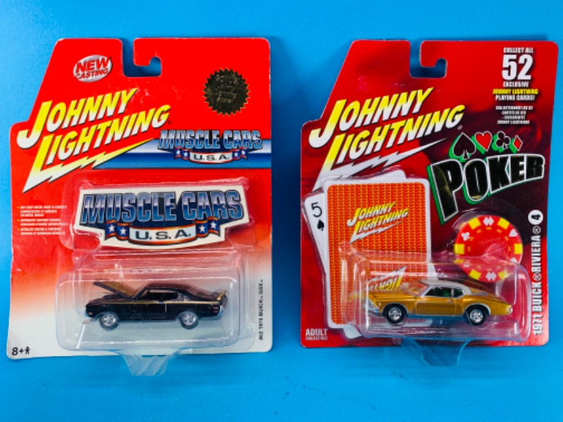 Photo 1 of 894703…2 Johnny Lightning die cast muscle and poker cars