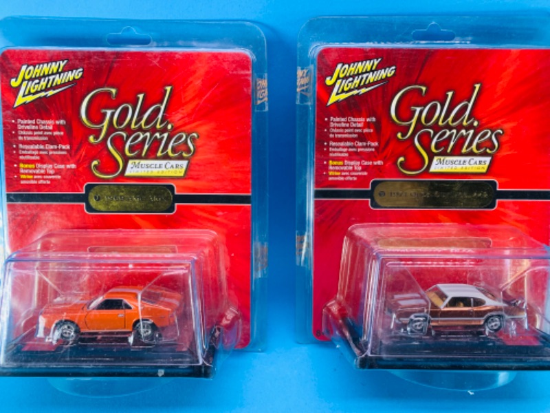 Photo 1 of 894707…2 Johnny Lightning die cast Gold Series muscle cars 