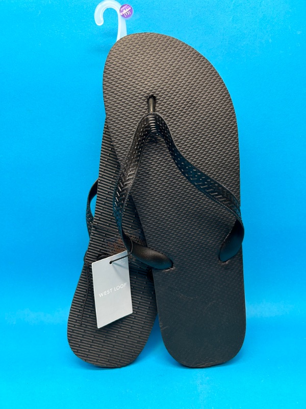 Photo 1 of 894855…mens size xl 13 flip flops 