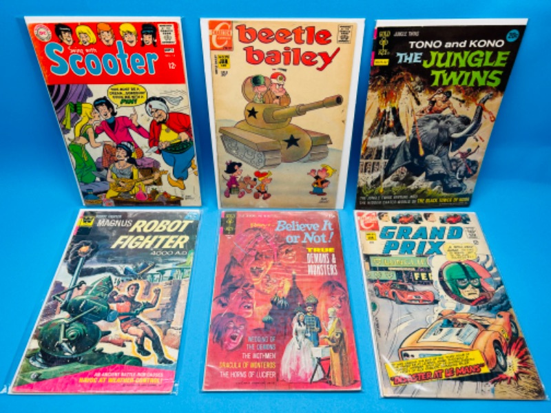 Photo 1 of 894898…6  vintage comics in plastic sleeves 