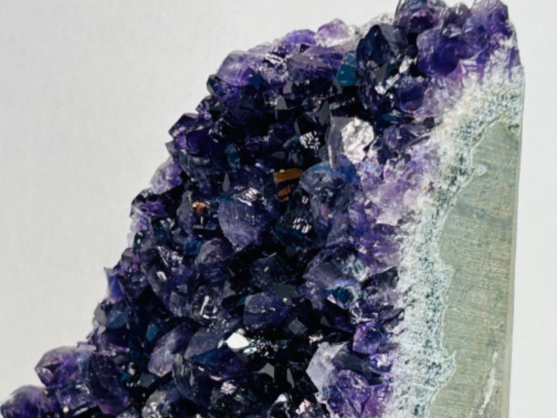 Photo 3 of 894920…4”  amethyst crystal geode 